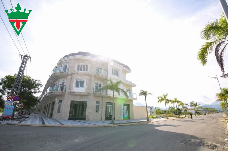 dat-nen-gia-an-lakeside-2