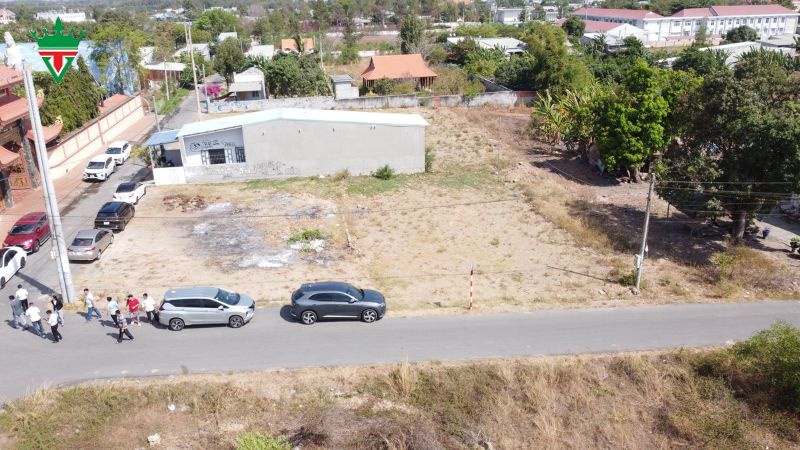 Khu dân cư Đất Đỏ gần cận với nhiều tuyến đường lớn, thuận tiện cho quá trình di chuyển