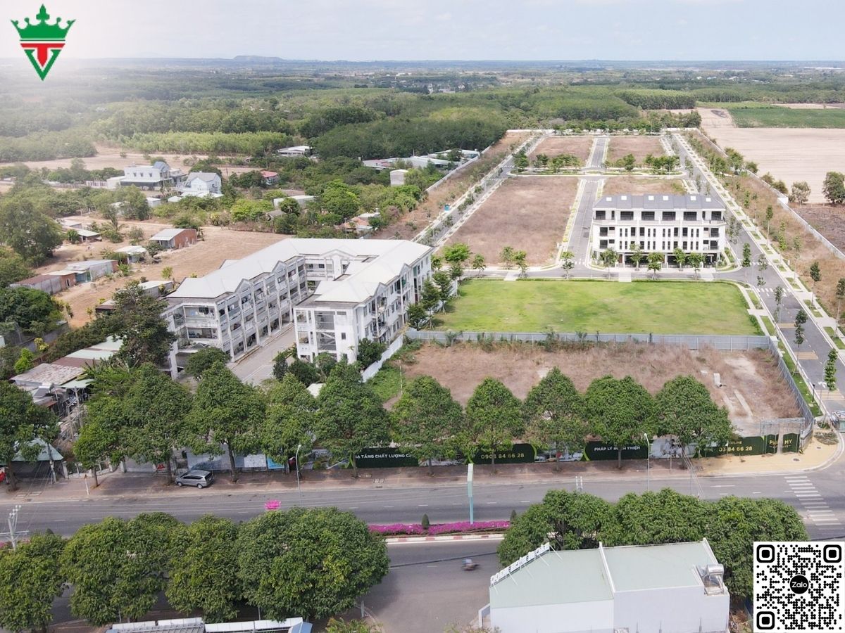 Khá nhiều người đang băn khoăn muốn biết ai nên mua Phú Mỹ Estates