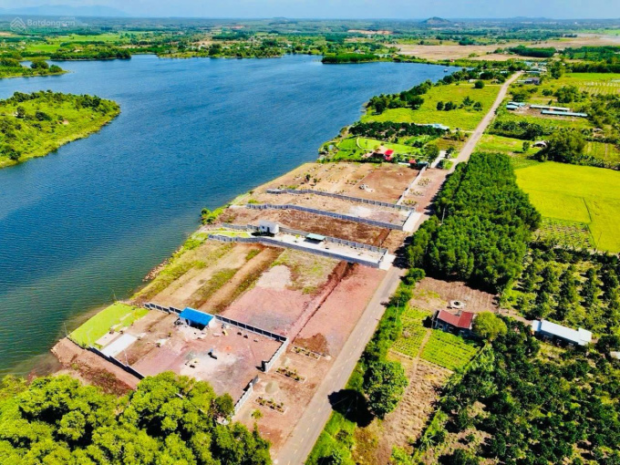 dat-nen-ven-ho-xu-huong-an-cu-dat-do