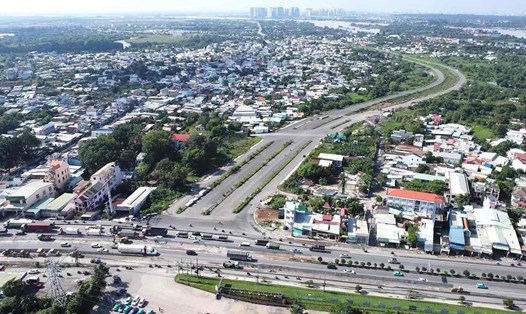 ngoi-nha-thu-2-dat-do