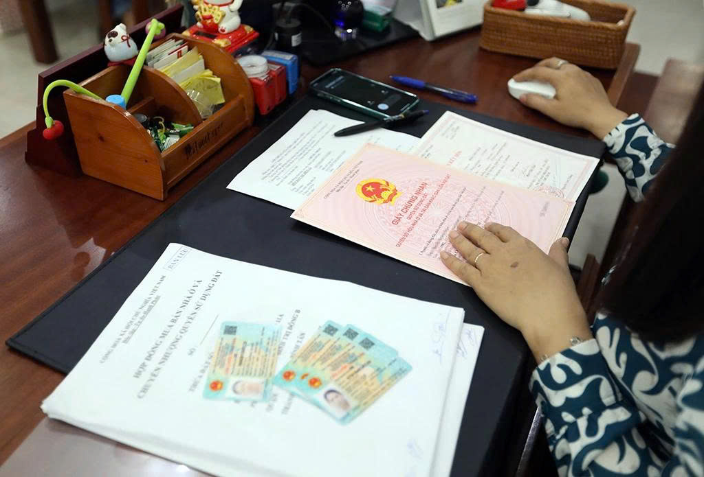 thu-tuc-sang-ten-so-do-dat-do